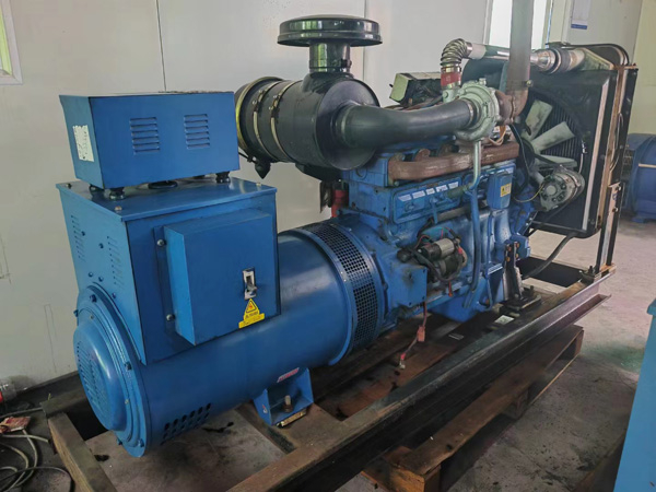 蓬安100kW柴油发电机组使用多级机油有哪些优缺点？